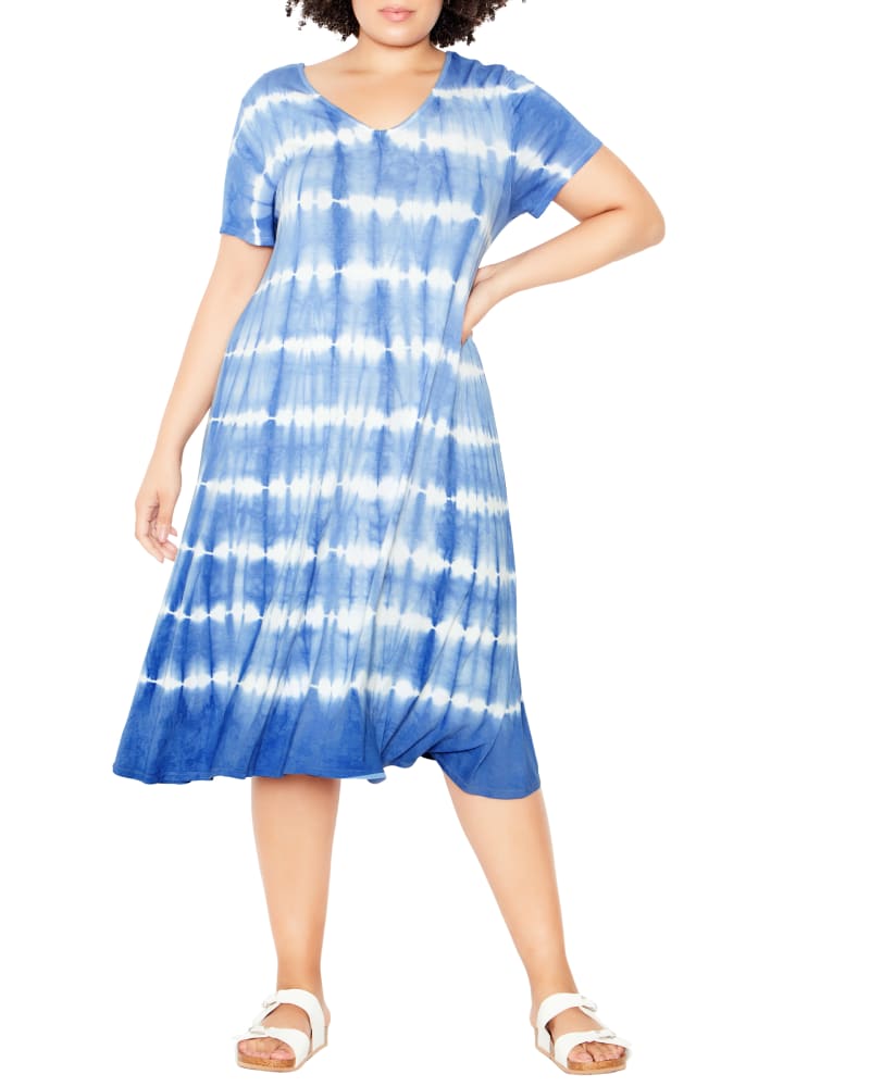 Front of a model wearing a size 14 Veda Crossback Knit Dress in Azure Blue / White by avenue. | dia_product_style_image_id:209860